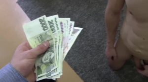 Slovakian pal with surprisingly comfortable wazoo