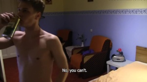 dilettante lad sucks penis like a pro