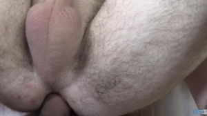 A man from Czech got pounded for specie