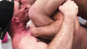 Next Door Studios - European sensual kissing in the gym