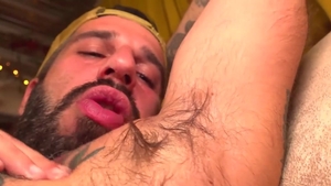 PitsAndPubes: Solo muscle Romeo Davis mature jack off