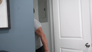 DadCreep: Seducing the Bummed Rob with Comfort
