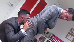 menatplay: Hole-Tonguing & Dicking at MENATPLAY